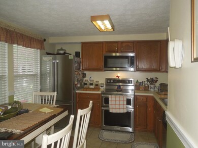 2538 Log Mill Ct, Crofton, MD 21114 - photo 7