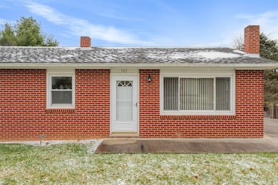 163 Meadowview Rd, Bland, VA 24315 - photo 4