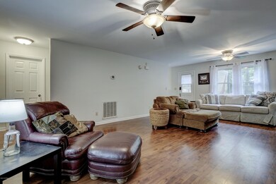 211 Hervey Ln, Wilmington, NC 28411 - photo 6