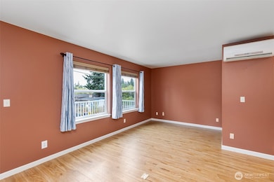 1229 14th St, Port Townsend, WA 98368 - photo 5