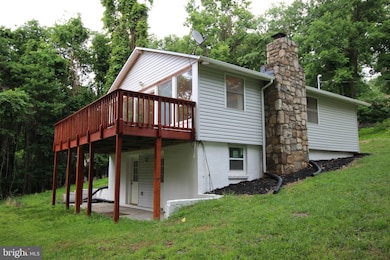 305 Steps to Heaven Rd, Linden, VA 22642 - photo 5