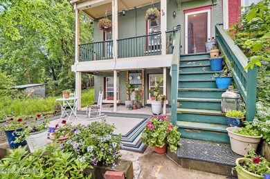 3-web-or-mls-003-15-wilbur-st-albany-ny-