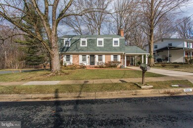 4616 Tara Dr, Fairfax, VA 22032 - photo 4