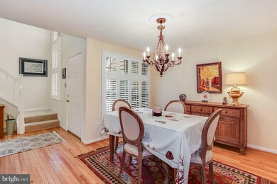 11727 Arbor Glen Way, Reston, VA 20194 - photo 5