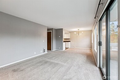 12300 33rd Ave NE unit 402, Seattle, WA 98125 - photo 5