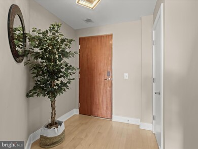 1400 Lancaster St unit 311, Baltimore, MD 21231 - photo 4