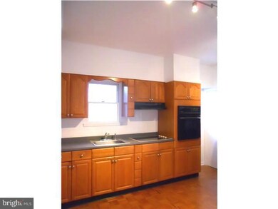 40 Highland Ave, Belmont Hills, PA 19004 - photo 5