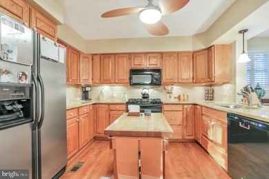 71 Foster Ln, Berkeley Springs, WV 25411 - photo 6