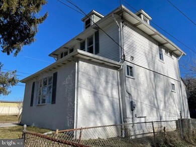 238 Maple Ave, Morton, PA 19070 - photo 3