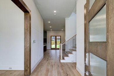 1709 Libbey Dr, Houston, TX 77018 - photo 5