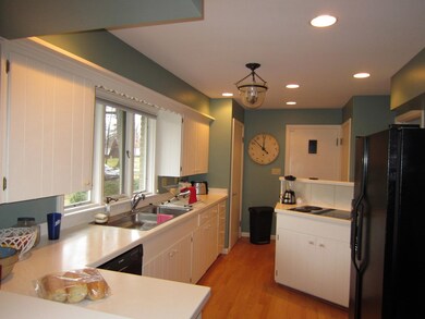 448 Woodhill Dr N, Ashland, OH 44805 - photo 2