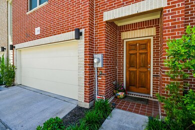 3729 Main Poplar Dr, Houston, TX 77025 - photo 2