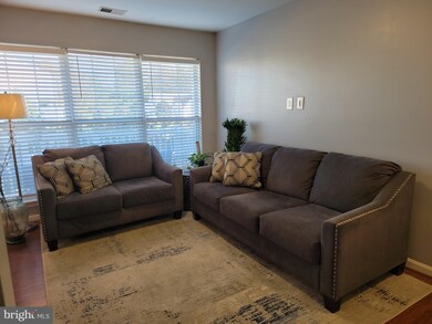 9272C Cardinal Forest Ln unit 9272C, Lorton, VA 22079 - photo 3