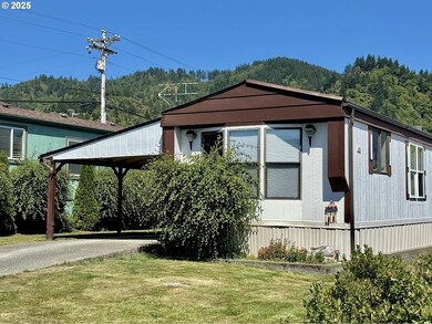 98042 W Benham Ln unit 2, Brookings, OR 97415 - photo 2