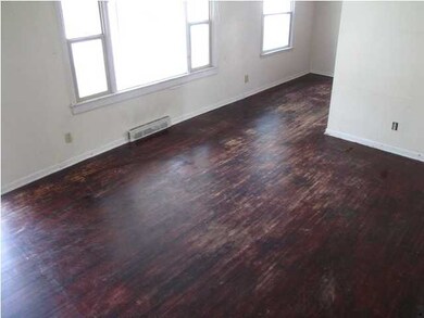 Alt. Living Room