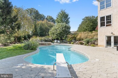 1090 Maple Hill Ln, Malvern, PA 19355 - photo 2