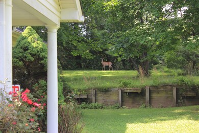 8707 Old Bates Rd, Louisville, KY 40228 - photo 3