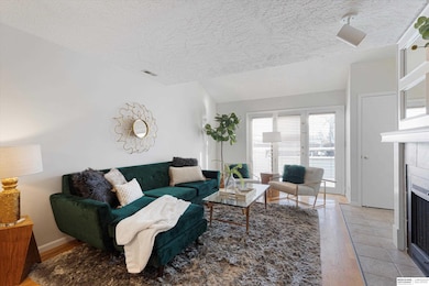 104 S 37th St unit 3, Omaha, NE 68131 - photo 6