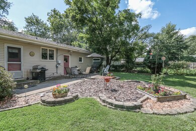 1301 Winona Ave, Aurora, IL 60506 - photo 4