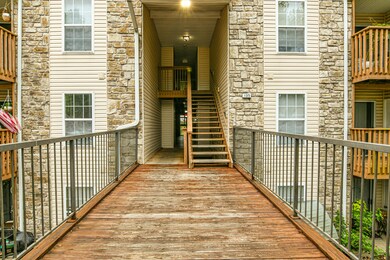 135VixenCirUnitEBransonMO-4