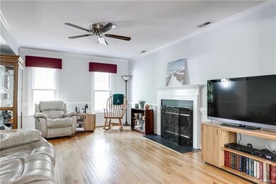 Large Living Room with Gas Fireplace, Mouldings an