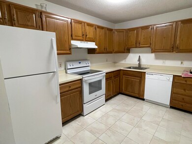 5 Bartemus Trail unit U205, Nashua, NH 03063 - photo 5
