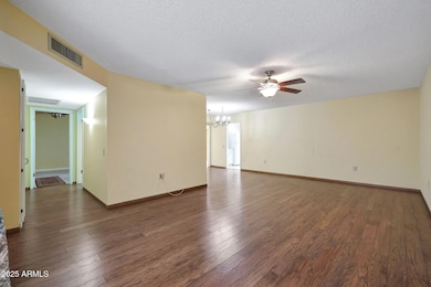 Living Room/ Dining