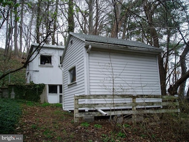 139 W Philadelphia Ave, Boyertown, PA 19512 - photo 6