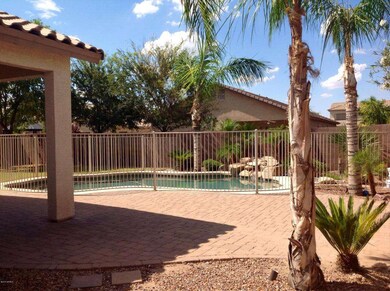 Fenced Play Pool