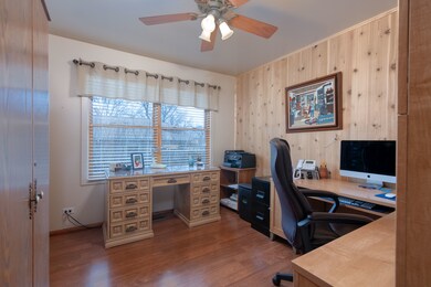 11S464 Book Rd, Naperville, IL 60564 - photo 6