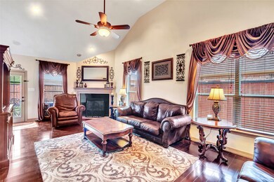 1481 Allison St, Alvin, TX 77511 - photo 4