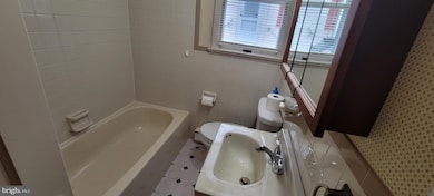 221 Devonshire Rd, Hagerstown, MD 21740 - photo 7