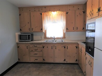 17 Fellows St, Concord, NH 03301 - photo 6