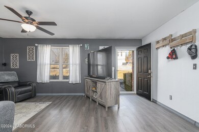 1845 Rabbit Run Ct, Holts Summit-07