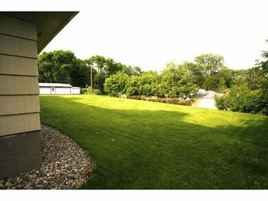 8719 Dupont Ave S, Bloomington, MN 55420 - photo 6