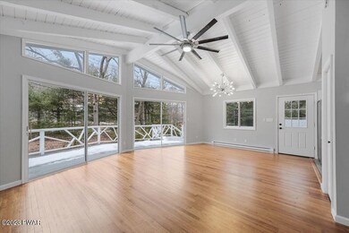 105 Hillside Dr, Lords Valley, PA 18428 - photo 6