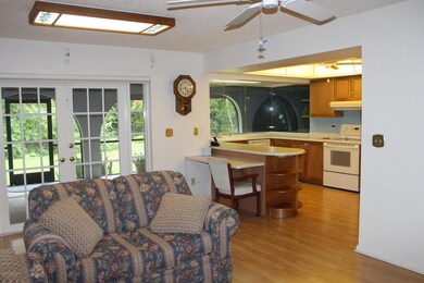 Kitchen/family room