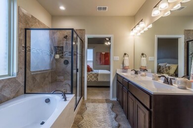 512 Smart Strike Trail, Granbury, TX 76049 - photo 6