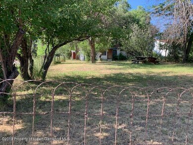 605 E Victory Way, Craig, CO 81625 - photo 2