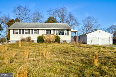 12209 Hooe Rd, Bristow, VA 20136 - photo 2