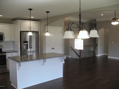 Lot 601 W Woodlake Cir, Mount Washington, KY 40047 - photo 3