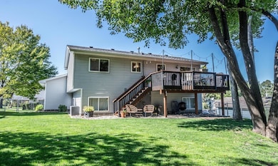 13471 Yosemite Ave S, Savage, MN 55378 - photo 3