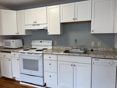 300 Main St unit 5, Woburn, MA 01801 - photo 3