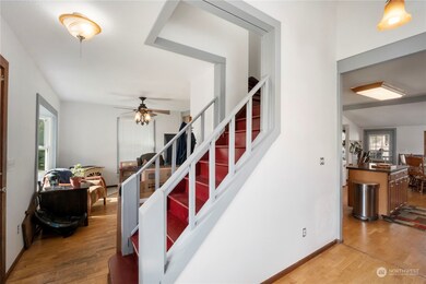 421 Hardefeldt St SE, Orting, WA 98360 - photo 5