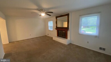 12000 Dove Cir, Laurel, MD 20708 - photo 3