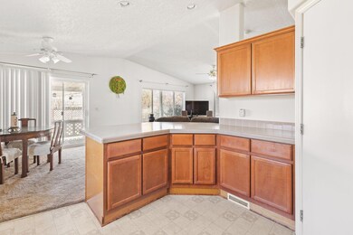 9-web-or-mls-1513-agape-way