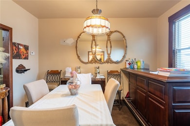 47 May Ave, Mc Kees Rocks, PA 15136 - photo 4