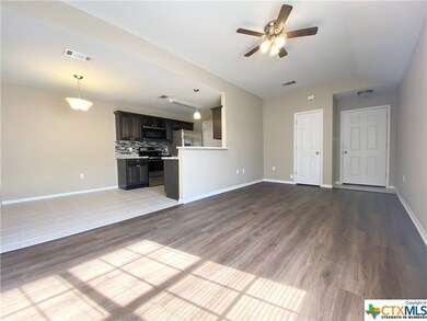 1015 Hawk Trail unit A, Copperas Cove, TX 76522 - photo 5