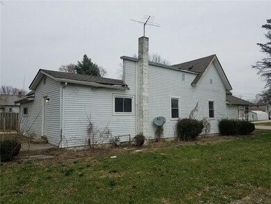 110 N Walnut St, Atlanta, IN 46031 - photo 5