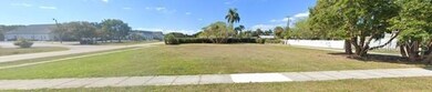 1517 Mcgregor St, Punta Gorda, FL 33950 - photo 2